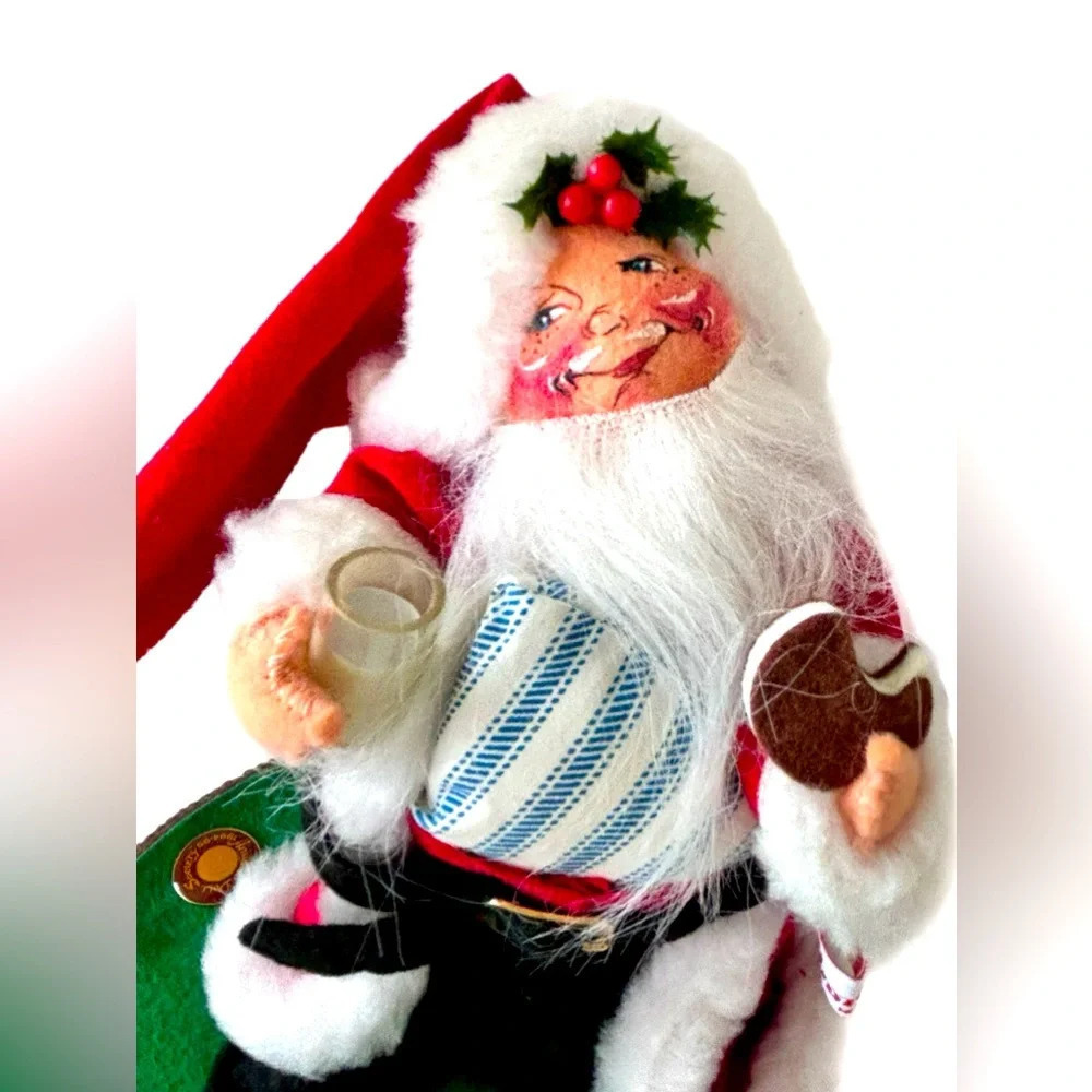 ANNALEE Doll Society Logo Kid Santa Claus Eating Cookie 1994 with glass